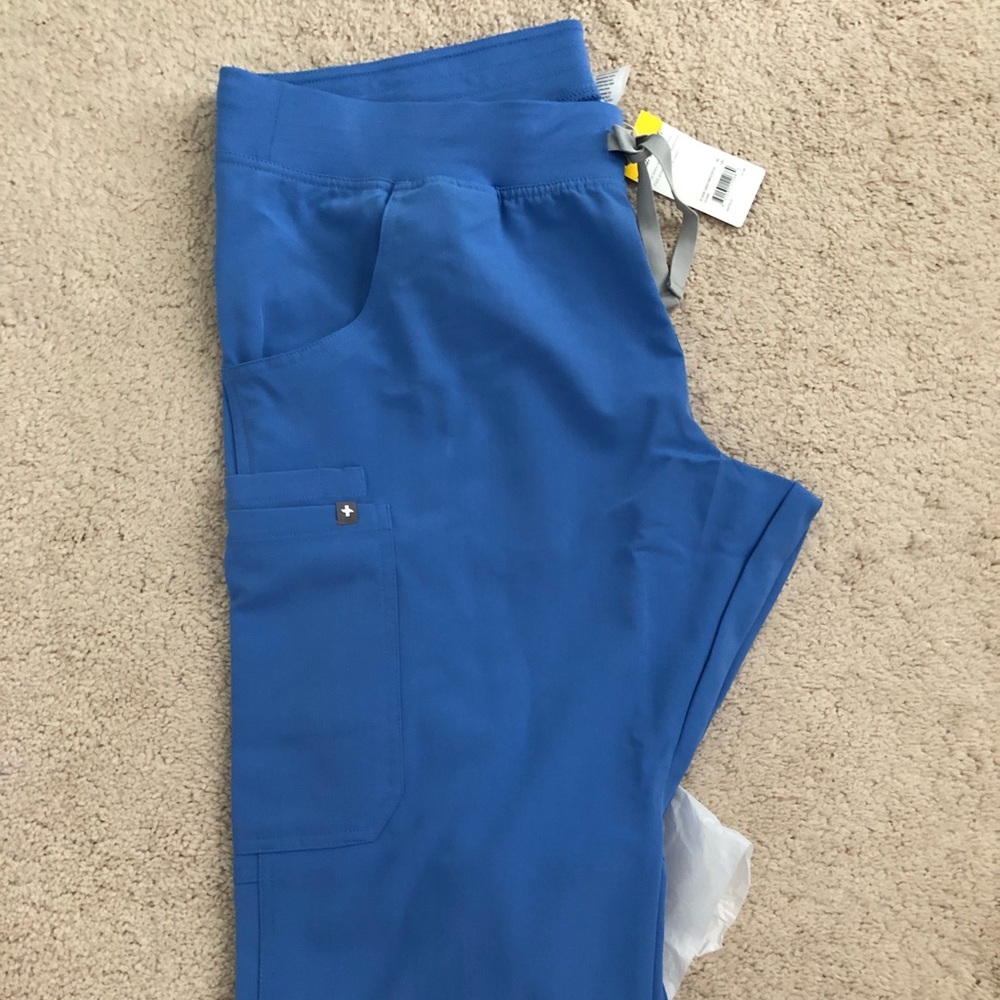 Figs Kade cargo pants tall